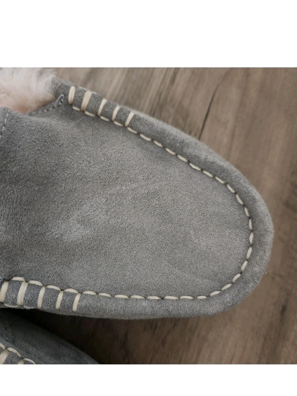 UGG Ansley Slippers 9 Gray Suede Sheepskin Lined Moccasin Cozy Excellent - Picture 10 of 15